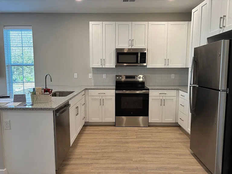 5808 Nall Ave — Photo 66