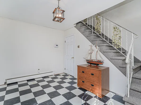 11 Denton Place image 15 of 47