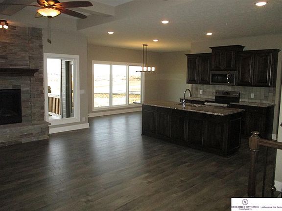 2nd image of 4207 N 187th St