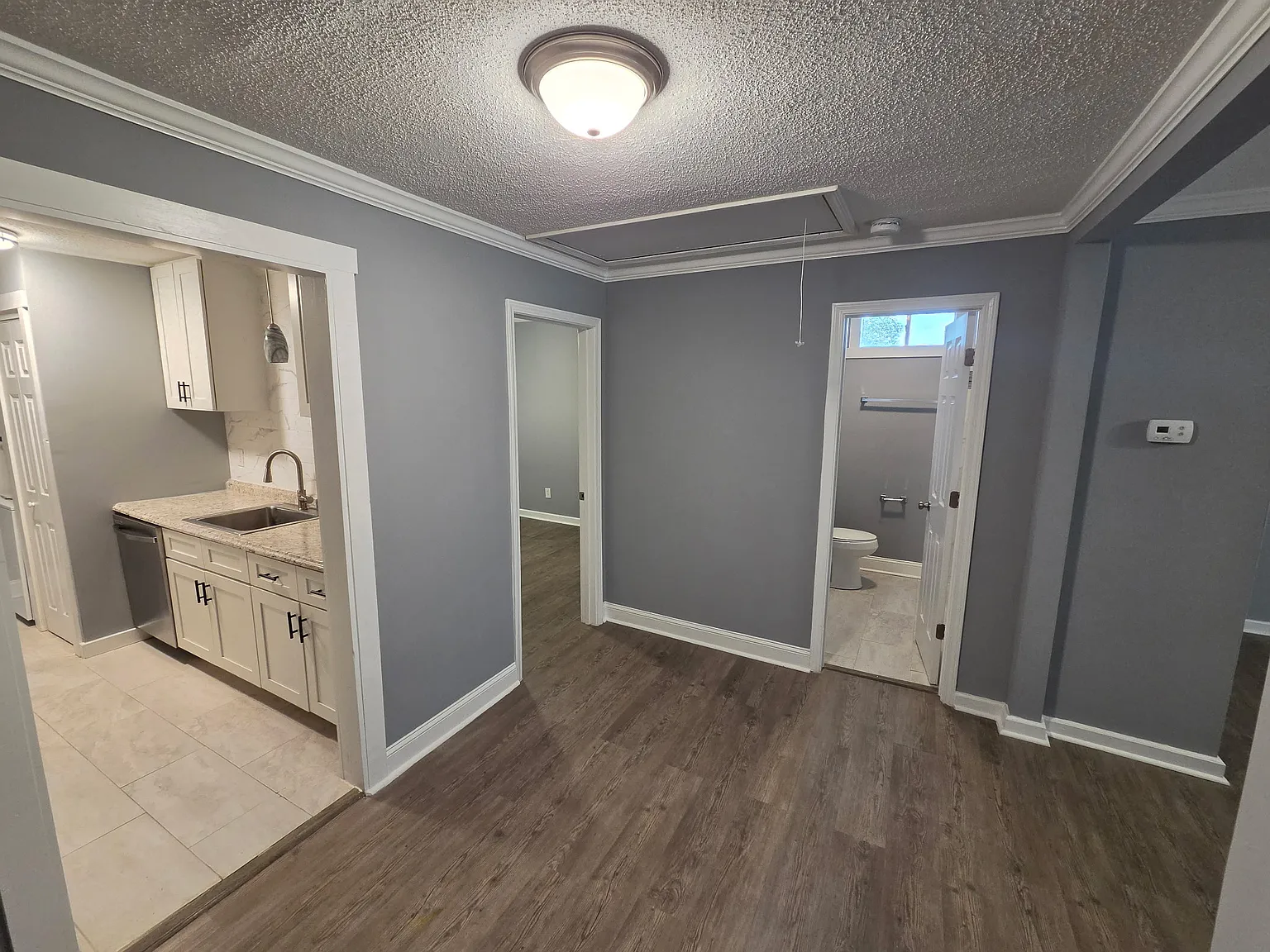 1 bed, $1,170 — Photo 4