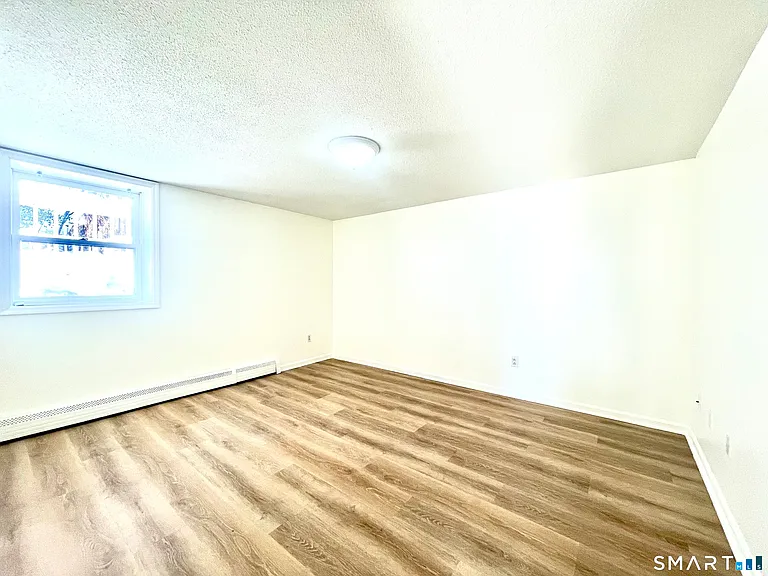 112 Woodbine St #1 — Photo 22