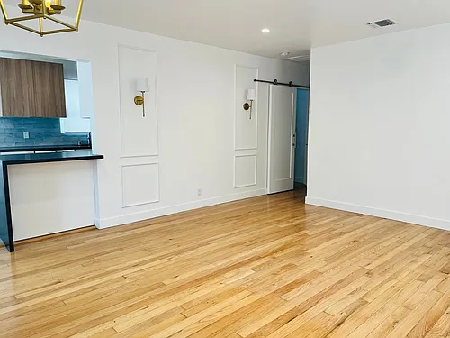 416 Longfellow Ave Photo 1