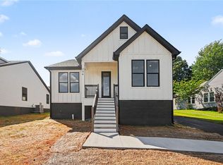204 Liberty Dr, Easley, SC 29640