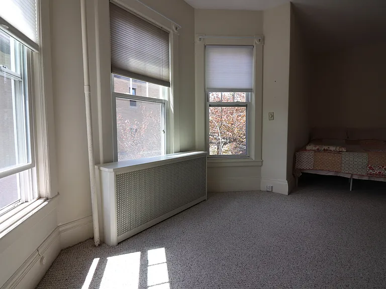 83 Longwood Ave #6 — Photo 7