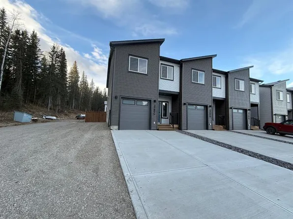 328C E Boutin Ave, Hinton, AB T7V 0B4
