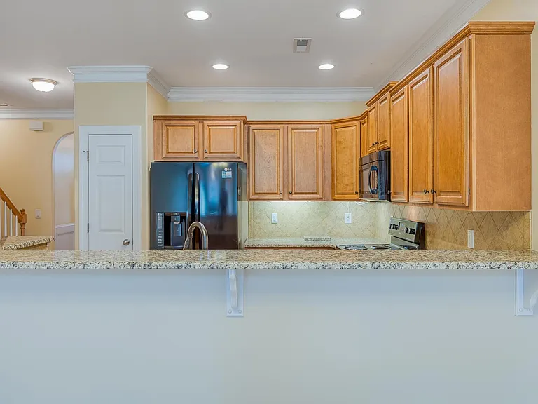 5015 Wyngate Village Dr — Photo 17