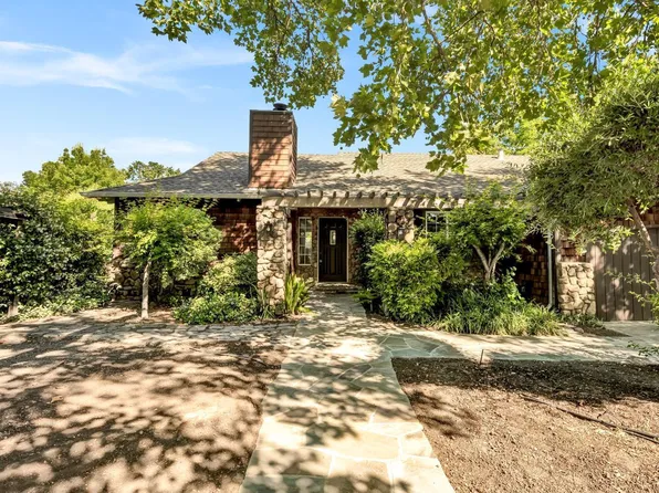 1805 Aurora Drive, Calistoga, CA 94515