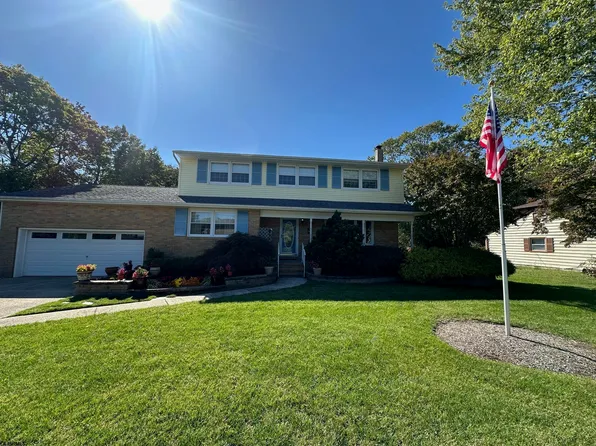 203 Rosemarie Dr, Egg Harbor Township, NJ 08234