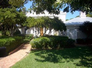 82 E Lake Rd, Key Largo, FL 33037