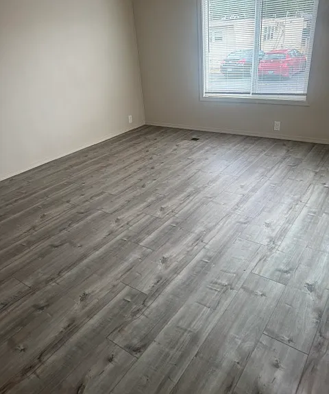 2918 NE Riverside Ave #13 — Photo 10