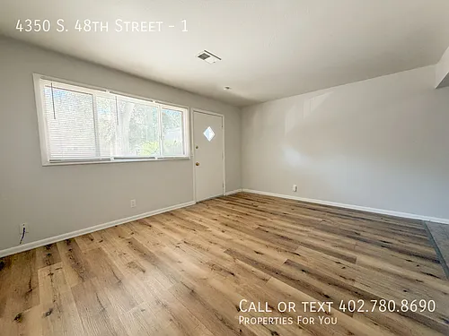 4350 S 48th St #1 Photo 1
