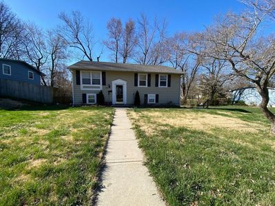 8503 E 92nd St, Kansas City, MO, 64138