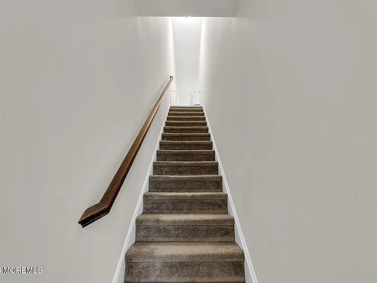 14 Kyle Dr — Photo 11