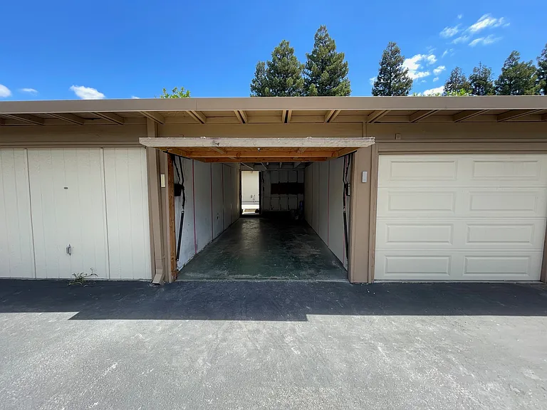 1994 Pomar Way — Photo 20