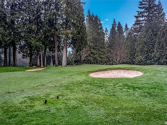 5th image of 2235 Sahalee Dr E
