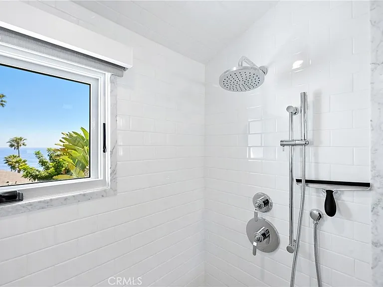 360 Cliff — Photo 20