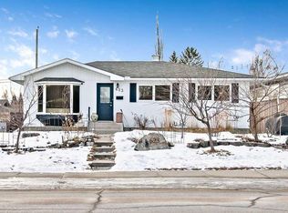 623 N 75th Ave SW, Calgary, AB T2V0S4