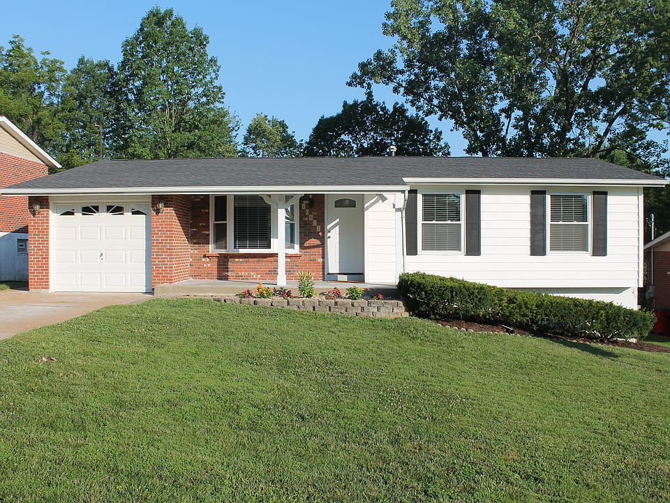 1st image of 10821 Atterbury Dr