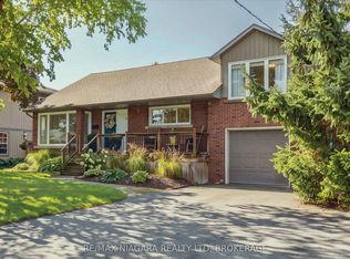 9 Youngblut Ave, Saint Catharines, ON L2N 1M9