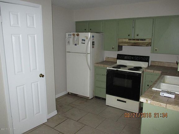 4th image of 1425 Wildrose Ln