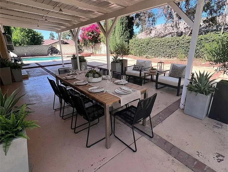 10209 Oakdale Ave — Photo 20