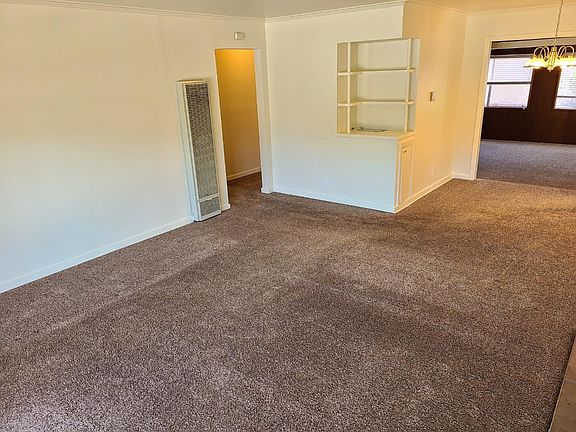 5th image of 4001 Branson Dr