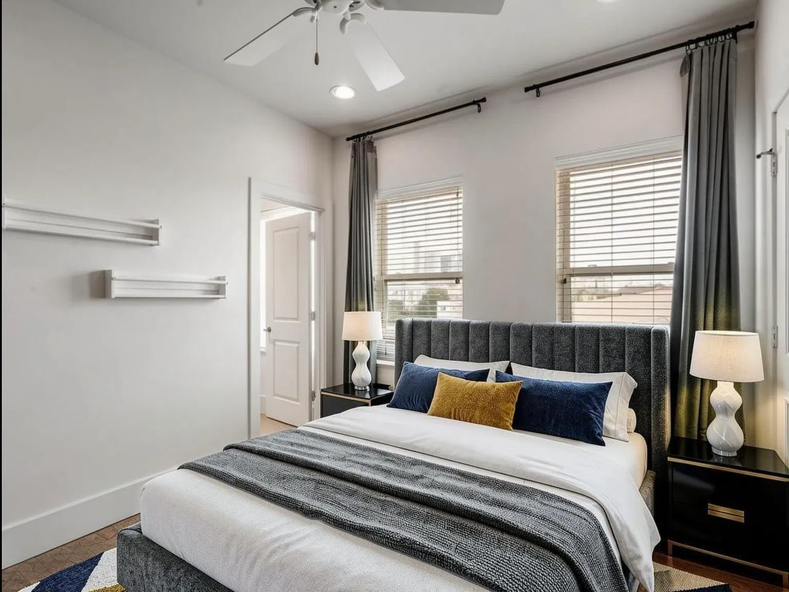 1 bed, 1.5 bath, 2300 sqft, $1,100 — Photo 1