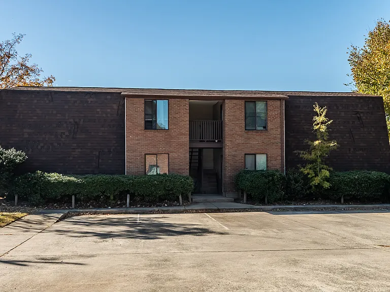 511 Poplar St #C — Photo 13