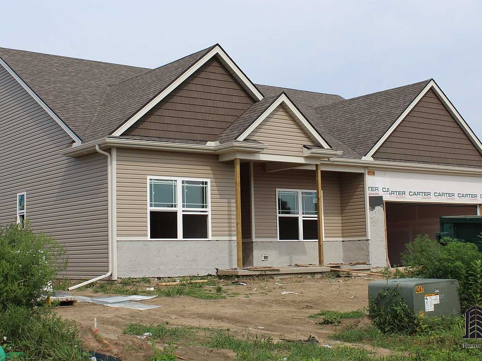 1st image of 6749 N Summerway Ct