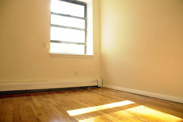 Rented by Level Group | media 14