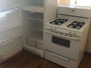 305 Pyott Rd APT 302, Lake In The Hills, IL 60156