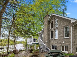 8126 Perth Rd, South Frontenac, ON K0H 2L0