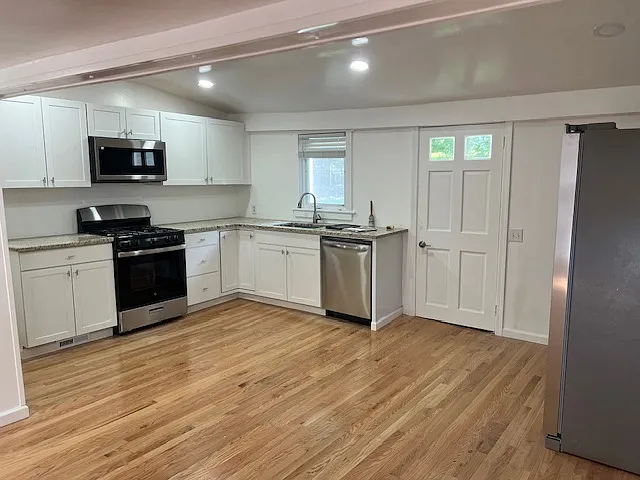 11 Union St