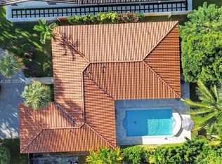 15010 Dunbarton Pl, Miami Lakes, FL 33016
