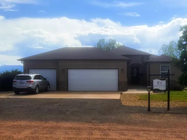 1652 W Hermosa Dr, Pueblo West, CO 81007
