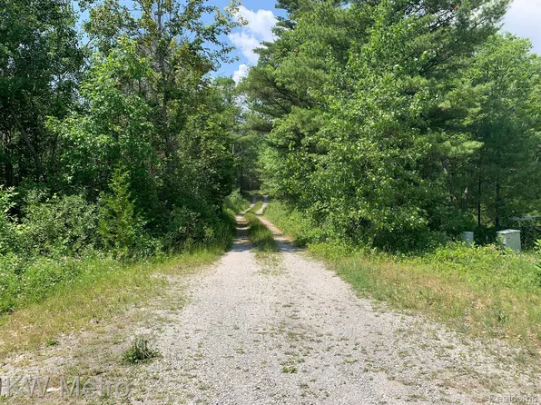 W Ausable Point Rd, Oscoda, MI 48750