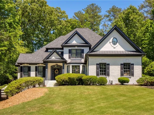 265 Oakhurst Leaf Dr, Milton, GA 30004