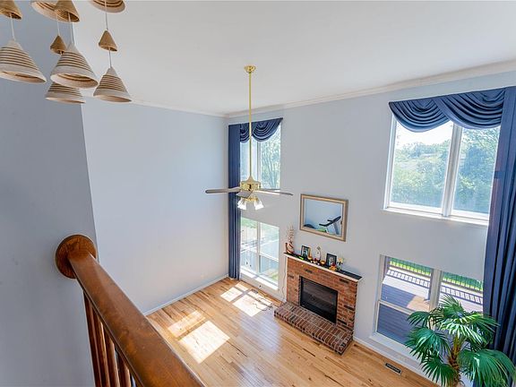 5th image of 10942 Cedarberry Pl