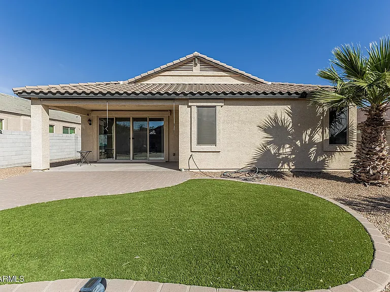 745 W Silver Reef Dr — Photo 14