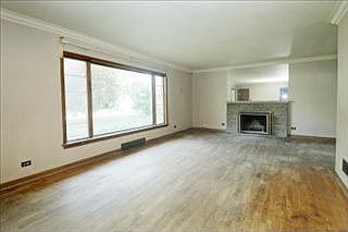 3rd image of 45 Moffitt Pl