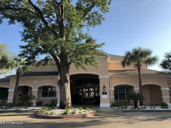2252 Beach Dr APT 1704, Gulfport, MS 39507