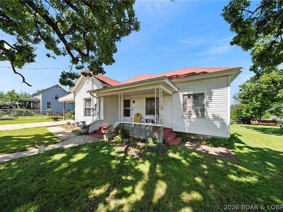 1st image of 421 Lombar St