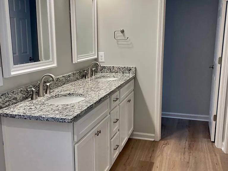 475 N Saylor St — Photo 9