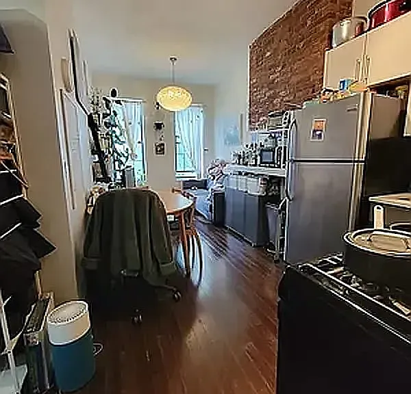 432 Evergreen Ave #L3 — Photo 1