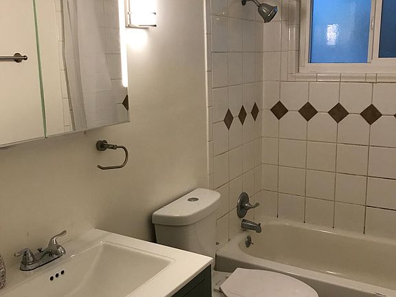 4th image of 3936 Inglewood Blvd #1