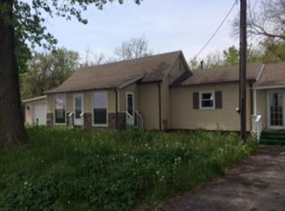 1997 N 2650 East Rd, Windsor, IL 61957