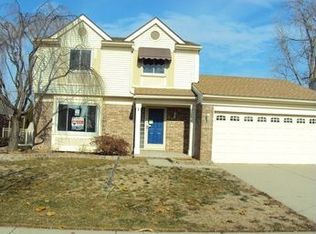 24692 Timber Ridge Trl, Brownstown, MI 48134