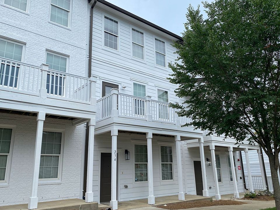1st image of 234 Town Center Dr