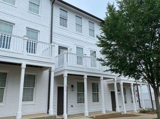 234 Town Center Dr, Oxford, MS 38655