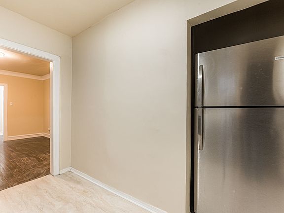 5th image of 8026 S Dobson Ave